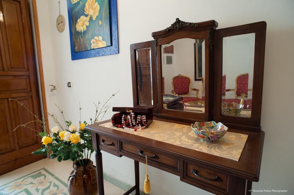 La Baronessa Villa Tiggiano Luaran gambar