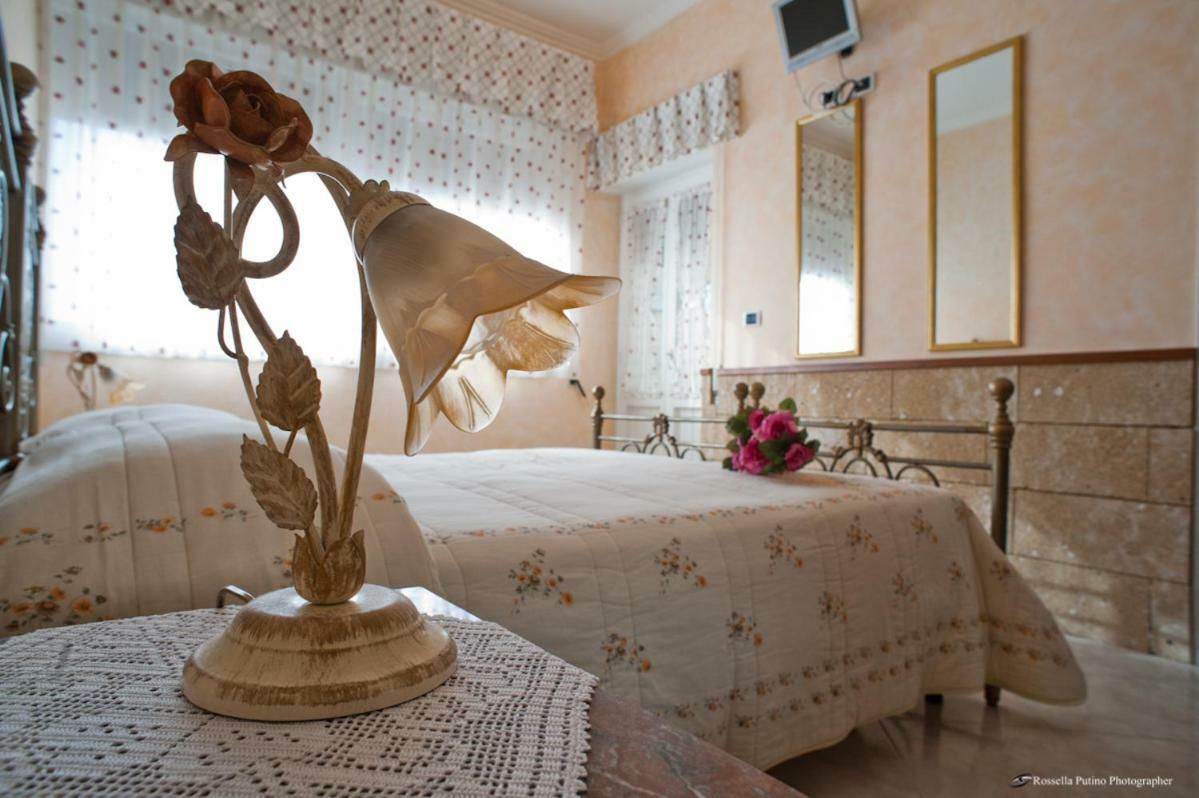 La Baronessa Villa Tiggiano Luaran gambar