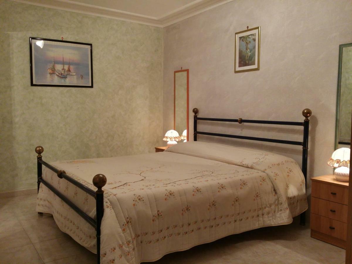 La Baronessa Villa Tiggiano Luaran gambar